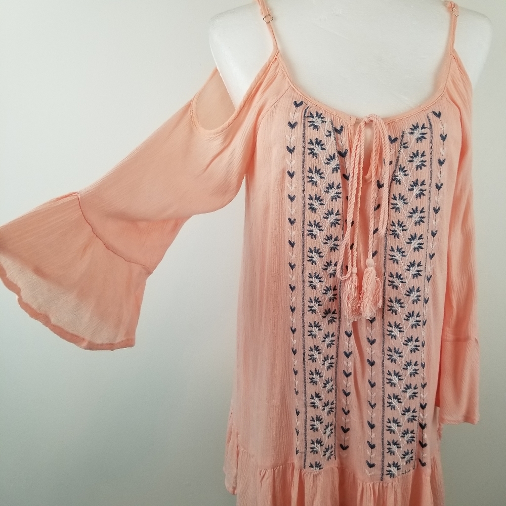 Exist Pink With‎ Blue/White Embroiderey Top